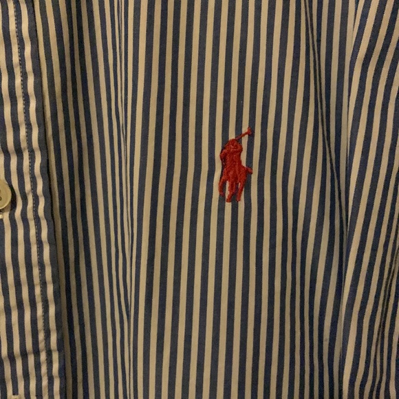 Ralph Lauren button down shirt. Large. - Picture 2 of 4